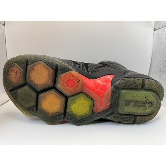 Nike LeBron 12 684593-068 Data Vintage Black Basketball Sneakers Men's Sz 10 US - Picture 12 of 15